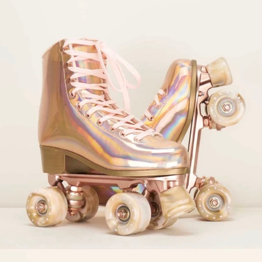 Holographic Roller Skates plus safety pads